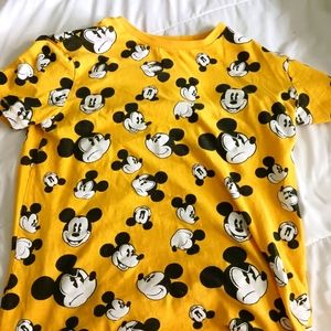 micky mouse tee from disney world